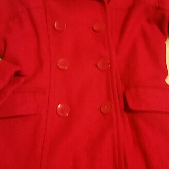 Beautiful Red Peacoat - Picture 6 of 11
